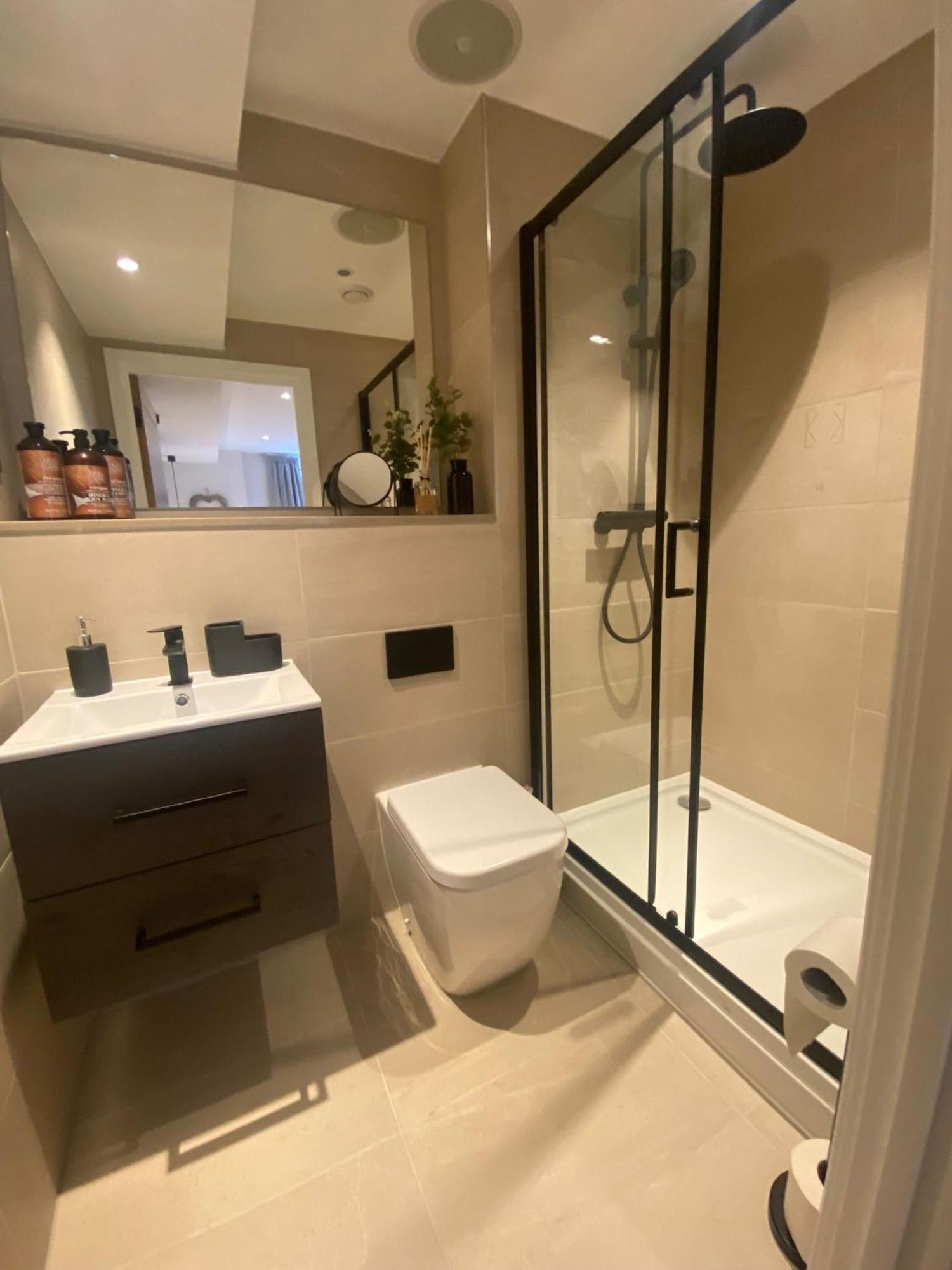 Luxury 1 Bedroom Apartment - Rock Mill 14 Stony Middleton Extérieur photo